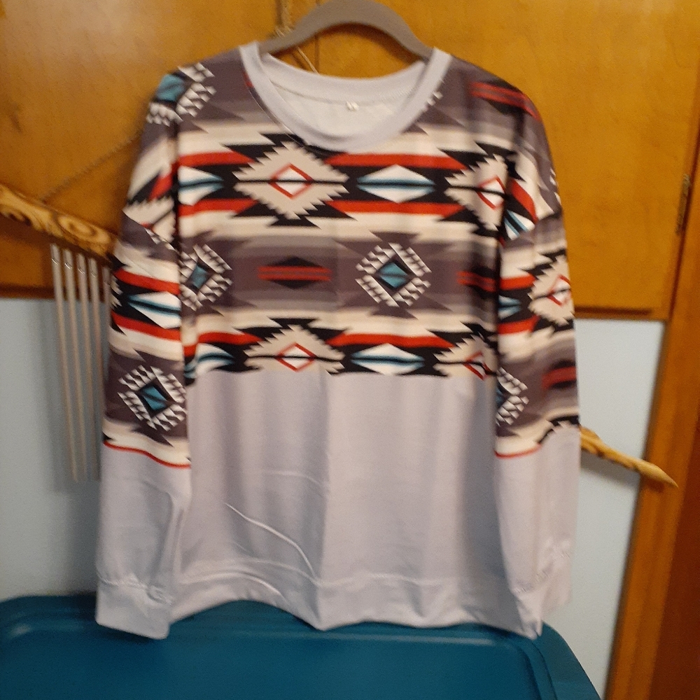 brand new! gorgeous Aztec print top size large gorgeous!